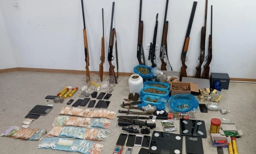 Αργολίδα: Εξαρθρώθηκαν σπείρες διακίνησης ναρκωτικών σε Αττική και Πελοπόννησο – Δεκατέσσερις συλλήψεις